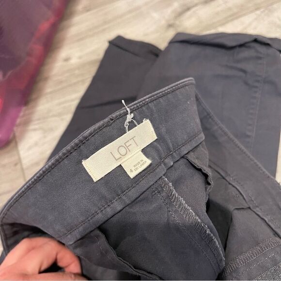 ⚫️Ann Taylor Loft Girlfriend Chinos Size 4 - Picture 2 of 6